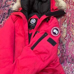 Women’s Canada goose jacket great condition